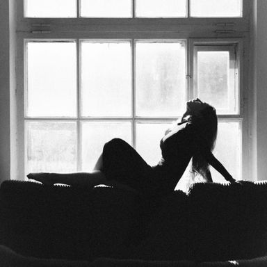 How to Reach Orgasm: Understanding Female Pleasure, Connection, and What Helps You Let Go - Blog cover